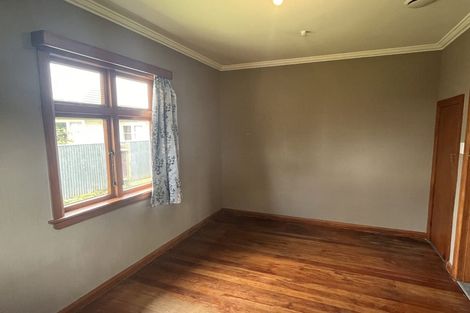 Photo of property in 76 Pitama Road, Awapuni, Palmerston North, 4412