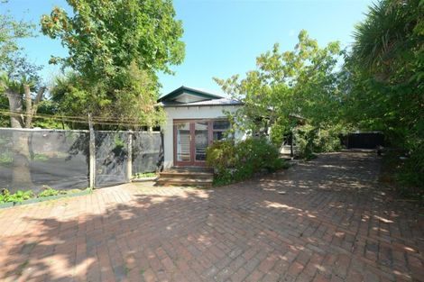 Photo of property in 114 Osborne Street, Waltham, Christchurch, 8011