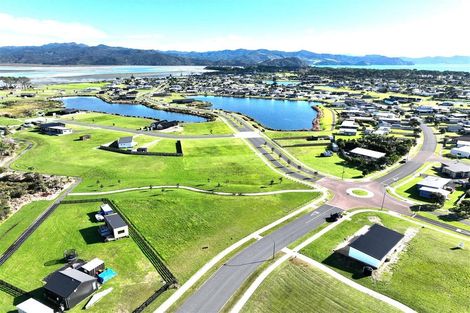 Photo of property in 237 Hamiora Street, Matarangi, 3592