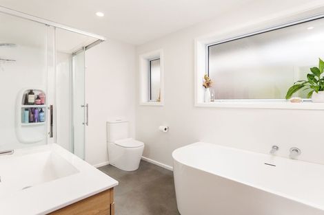 Photo of property in 15 Oxford Street, Waimate, 7924