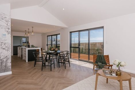 Photo of property in 5 Corsica Court, Fitzherbert, Palmerston North, 4410