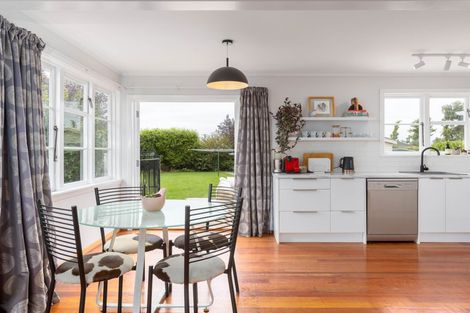 Photo of property in 36 Oakland Street, Northcote, Christchurch, 8052