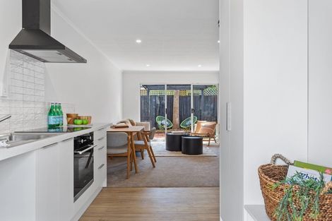 Photo of property in 4/106 Charles Street, Waltham, Christchurch, 8011