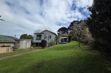 Photo of property in 110 Ngatawhiti Road, Te Kopuru, 0391