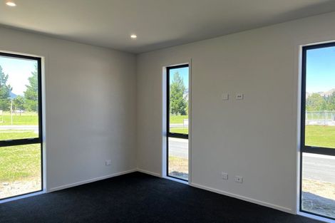 Photo of property in 2 Balfour Way, Hanmer Springs, 7334