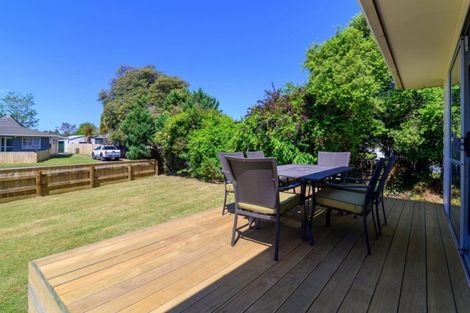 Photo of property in 8 Luke Place, Fairy Springs, Rotorua, 3015