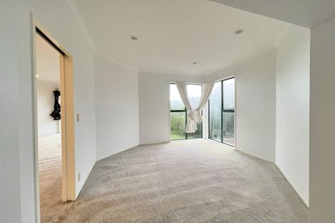 Photo of property in 6 Sharples Place, Somerville, Auckland, 2014