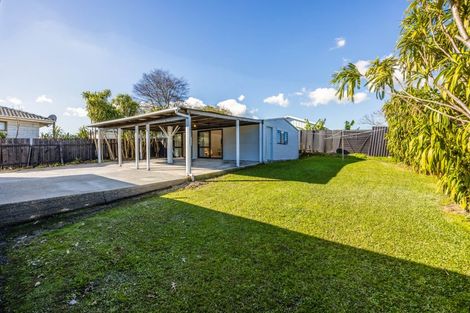 Photo of property in 52 Zelda Avenue, Clover Park, Auckland, 2023