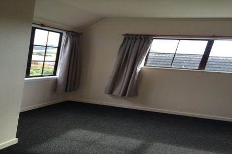 Photo of property in 6 Ellwood Place, Churton Park, Wellington, 6037