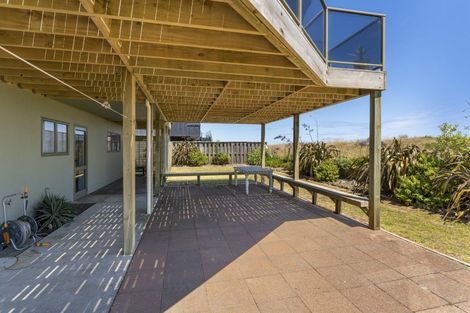 Photo of property in 9 Mariri Place, Waitarere Beach, Levin, 5510