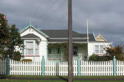 Photo of property in 63 Broadway, Waitara, 4320