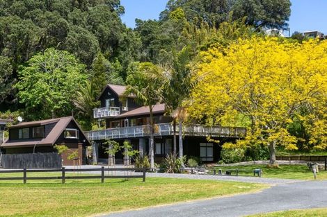 Photo of property in 34 Martin Road, Matakana, Warkworth, 0985