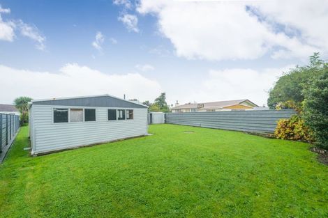Photo of property in 28 Rhodes Drive, Kelvin Grove, Palmerston North, 4414