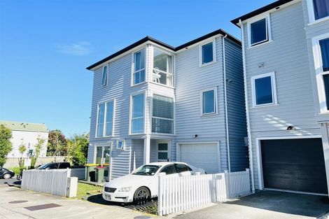 Photo of property in 1 Nephrite Lane, Henderson, Auckland, 0610