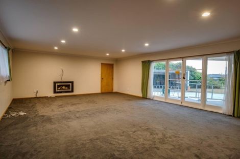 Photo of property in 56 Bickerton Street, Wainoni, Christchurch, 8061