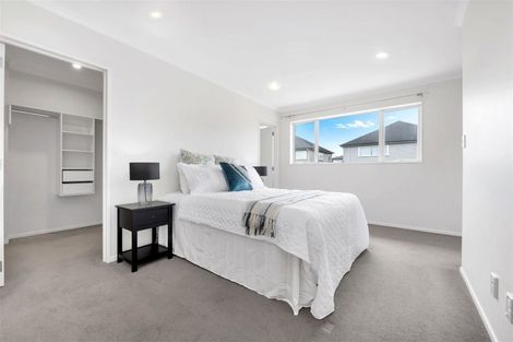 Photo of property in 56 Hughs Way, Flat Bush, Auckland, 2019