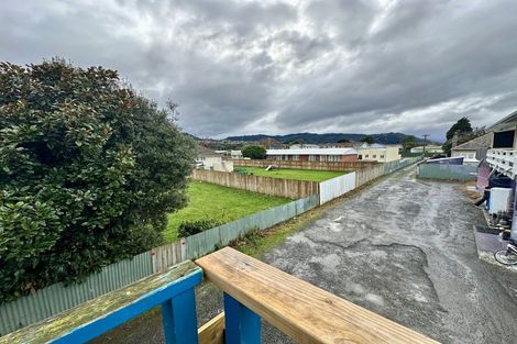 Photo of property in 43 Merton Street, Trentham, Upper Hutt, 5018