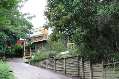 Photo of property in 24 Ocean Road, Surfdale, Waiheke Island, 1081