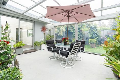 Photo of property in 1 Amokura Crescent, Flagstaff, Hamilton, 3210