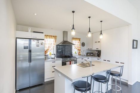 Photo of property in 2 Morocco Terrace, Kelvin Grove, Palmerston North, 4414