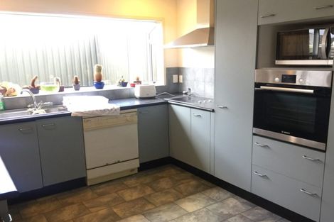 Photo of property in 2/71 Howe Street, Howick, Auckland, 2014