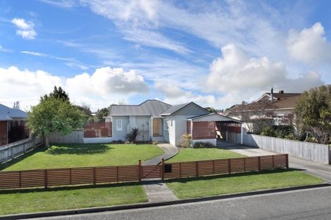 Photo of property in 34 Cuba Street, Marton, 4710