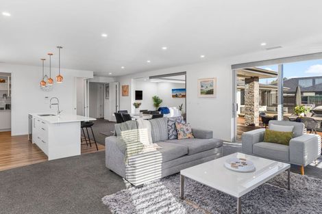 Photo of property in 16 Carpenter Drive, Prebbleton, 7604