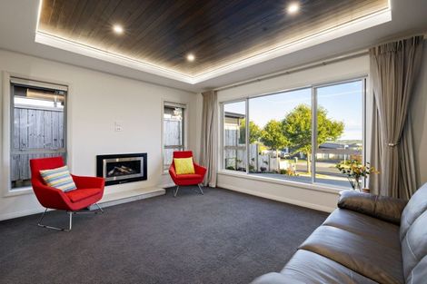 Photo of property in 5 Kapua Crescent, Rototuna North, Hamilton, 3210