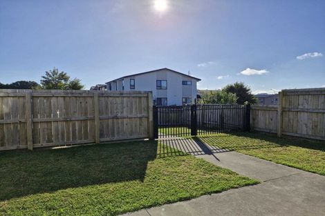 Photo of property in 29 Discovery Place, Marfell, New Plymouth, 4310