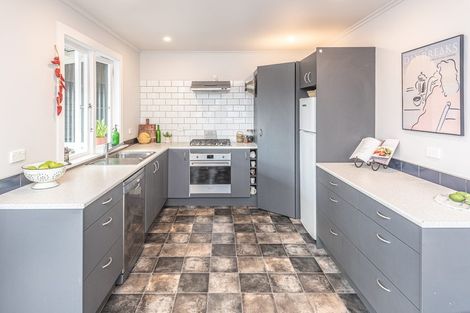 Photo of property in 12 Gloucester Street, Whanganui, 4500