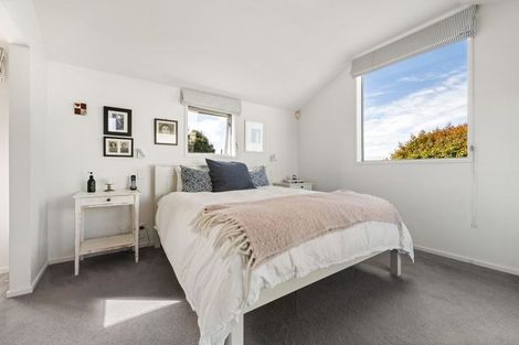 Photo of property in 2b Church Street, Devonport, Auckland, 0624