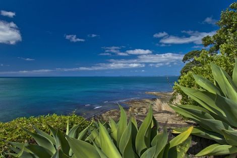 Photo of property in 20 Cliff Road, Torbay, Auckland, 0630