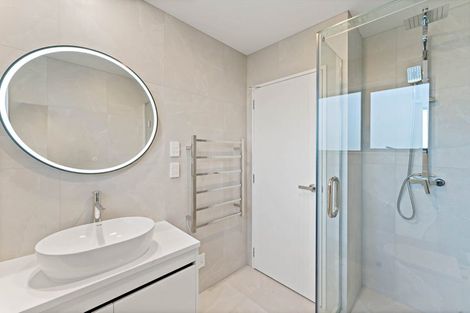 Photo of property in 3/16 Binsted Road, New Lynn, Auckland, 0600