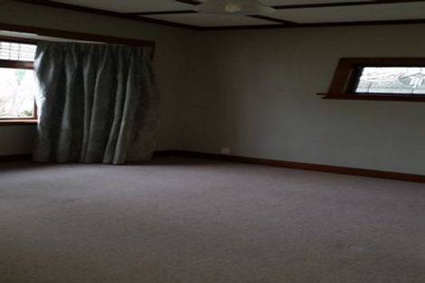 Photo of property in 62 Creswick Terrace, Northland, Wellington, 6012