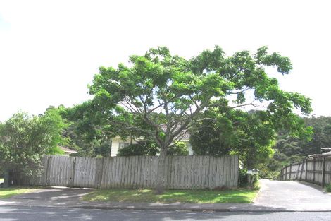 Photo of property in 2/130 Lynn Road, Bayview, Auckland, 0629