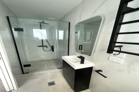 Photo of property in 11/3 Matuhi Rise, Henderson, Auckland, 0612