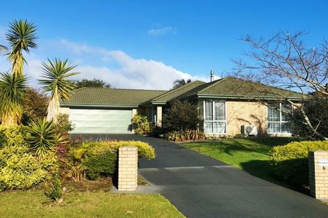 Photo of property in 4 Wai Place, One Tree Point, 0118