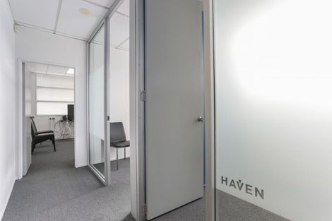 Photo of property in 1/2 College Road, Northcote, Auckland, 0627