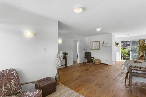 Photo of property in 1/23 Liston Crescent, Cockle Bay, Auckland, 2014