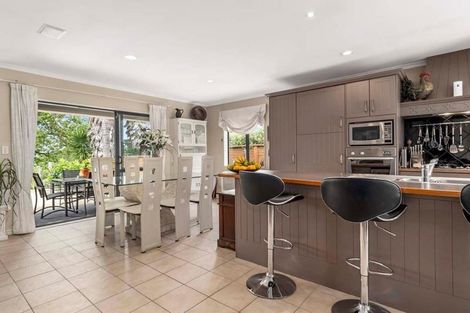 Photo of property in 5 La Colina Place, Bethlehem, Tauranga, 3110