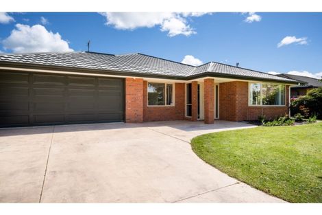 Photo of property in 92 Milns Road, Halswell, Christchurch, 8025