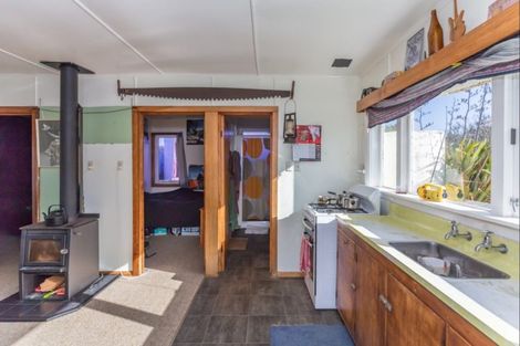 Photo of property in 18 Punga Street, Tangimoana, 4822