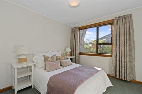 Photo of property in 37 Middlepark Road, Sockburn, Christchurch, 8042