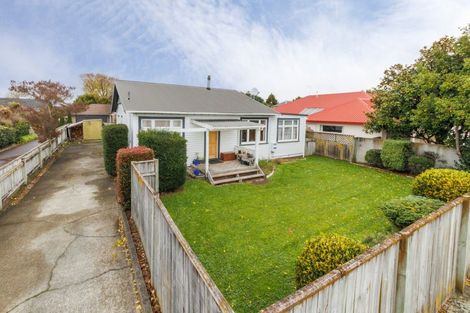 Photo of property in 214 Park Road, Hokowhitu, Palmerston North, 4410