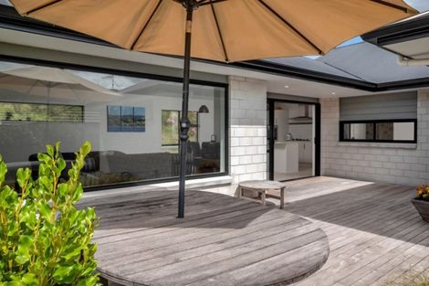 Photo of property in 16 Conniston Way, Pyes Pa, Tauranga, 3112