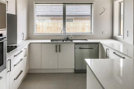 Photo of property in 7 Rohea Place, Opaheke, Papakura, 2113