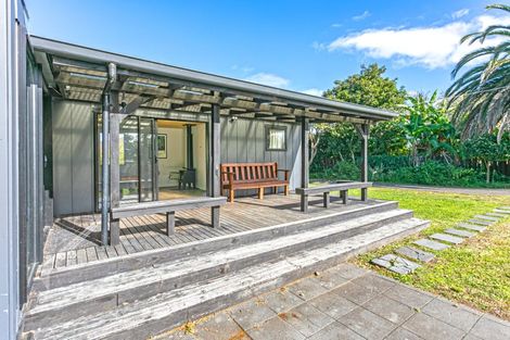Photo of property in 37 Cook Drive, Whitianga, 3510