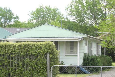 Photo of property in 8 Mckenzie Place, Waikuku Beach, 7402