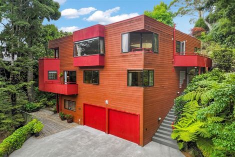 Photo of property in 55 Chatsworth Road, Silverstream, Upper Hutt, 5019