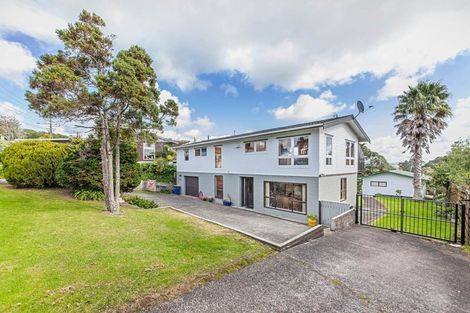 Photo of property in 482 Don Buck Road, Massey, Auckland, 0614